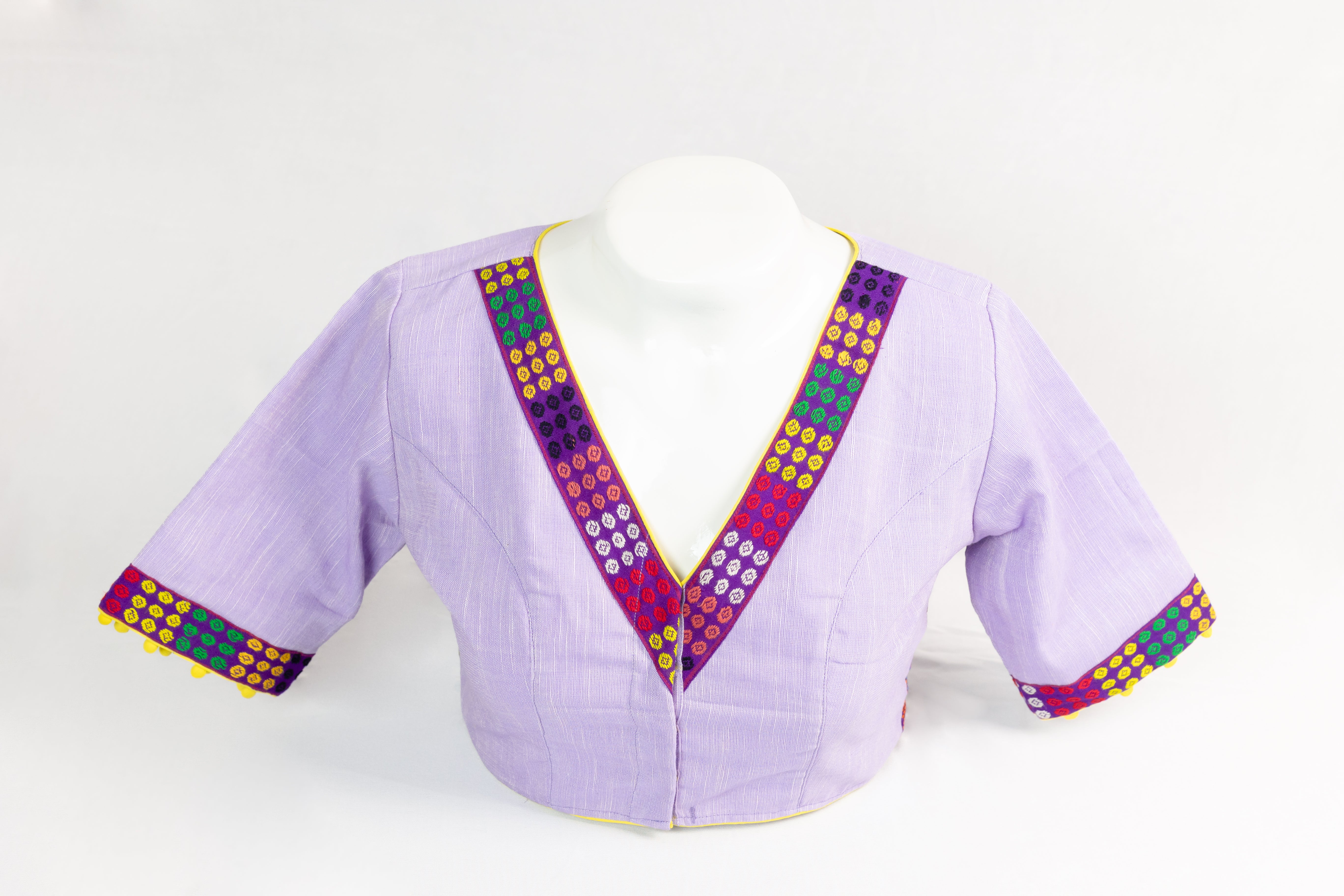 V-NECK ELBOW SLEEVE BLOUSE